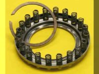 4L80E Overrun Clutch Drum Return Spring and Snap Ring Set. Fits 1991 to 2002 with early type overdrive sprag.